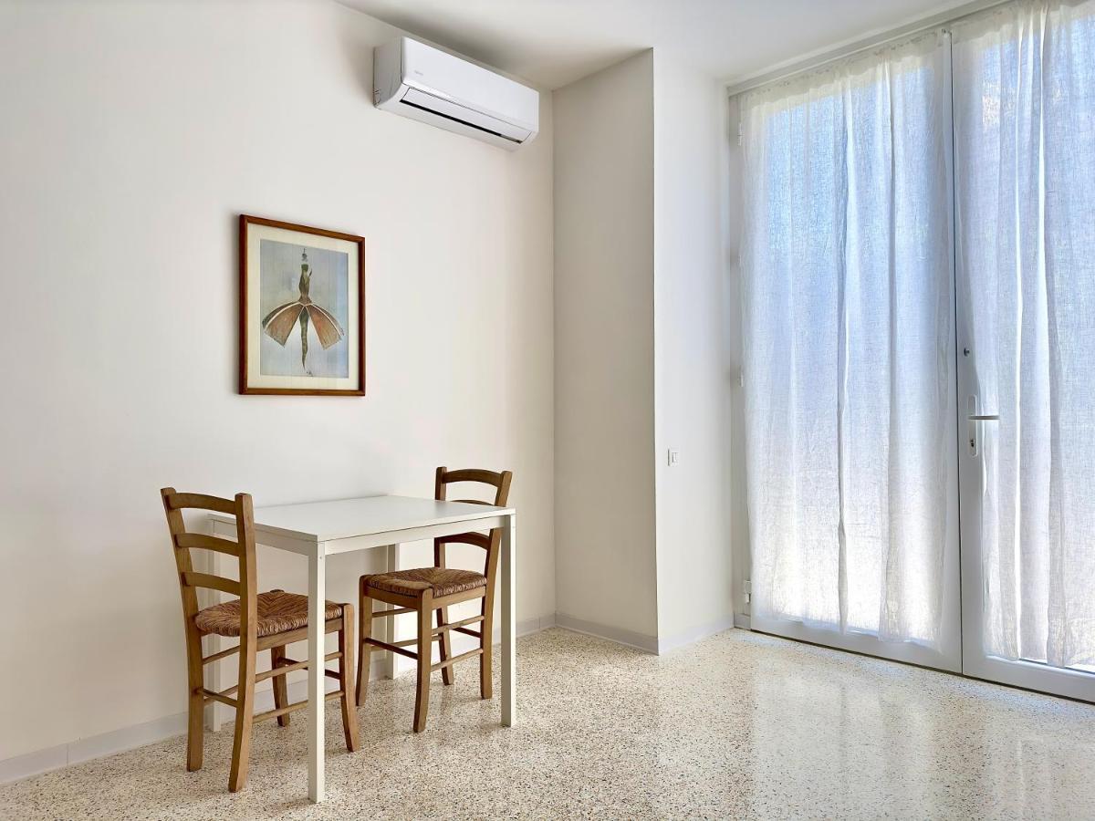 מילאנו Minimal Apartment Navigli מראה חיצוני תמונה
